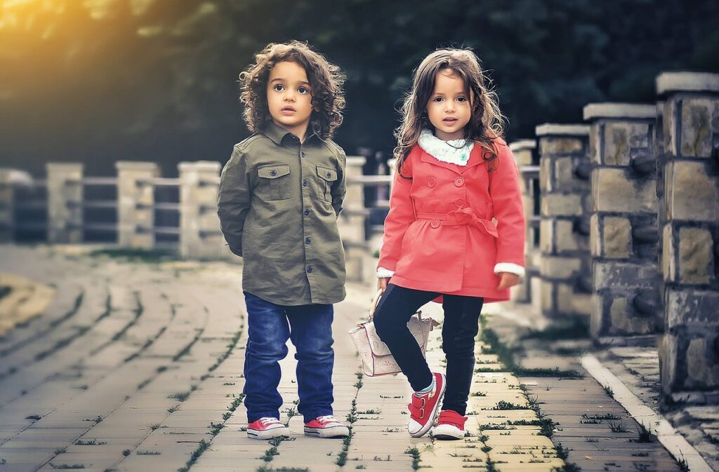 自閉症の子が兄弟と遊具を共有する際のポイントは？