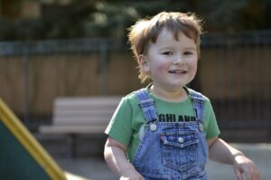 自閉症の子どもが楽しめる遊具のある体験施設は近くにどこにある？
