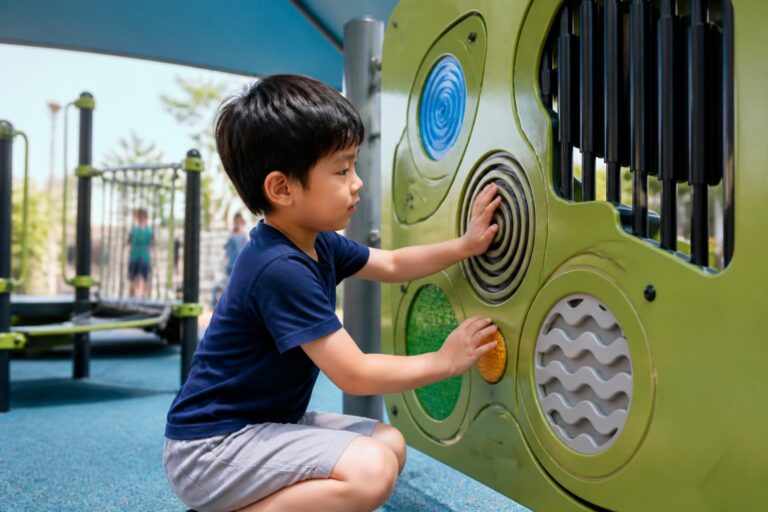 自閉症の子どもが雨の日に遊べる遊具は？